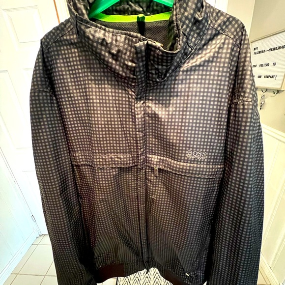 Hugo Boss Men's Waterproof Spring Coat - Picture 2 of 4